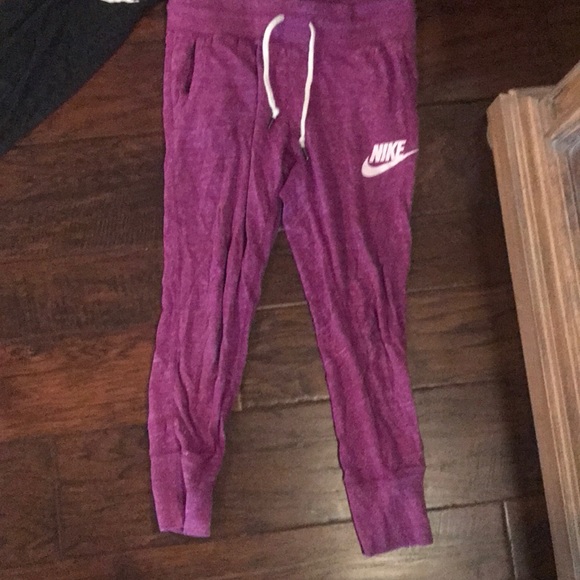 nike lavender joggers